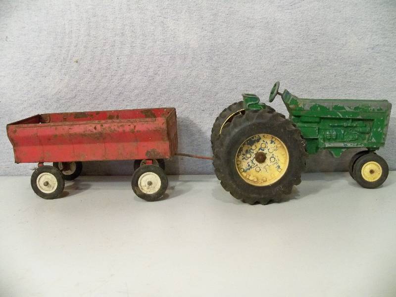 lot 74 image: Vintage Kids Toys