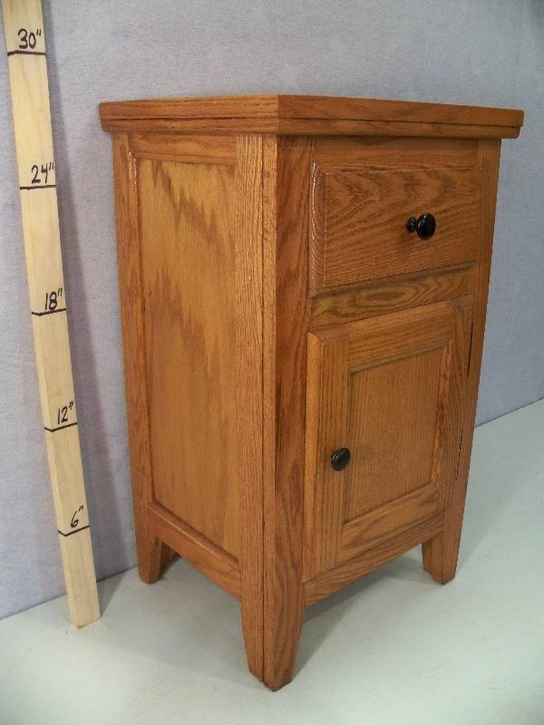 lot 85 image: Night Stand