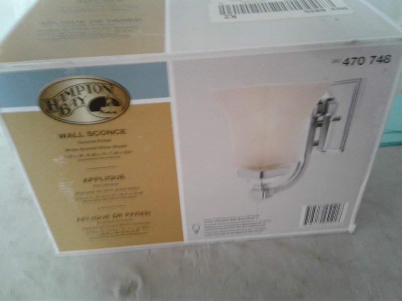 Hampton Bay 1 Light Sconce