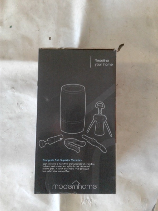 Modern Home, The complete wine accessory set