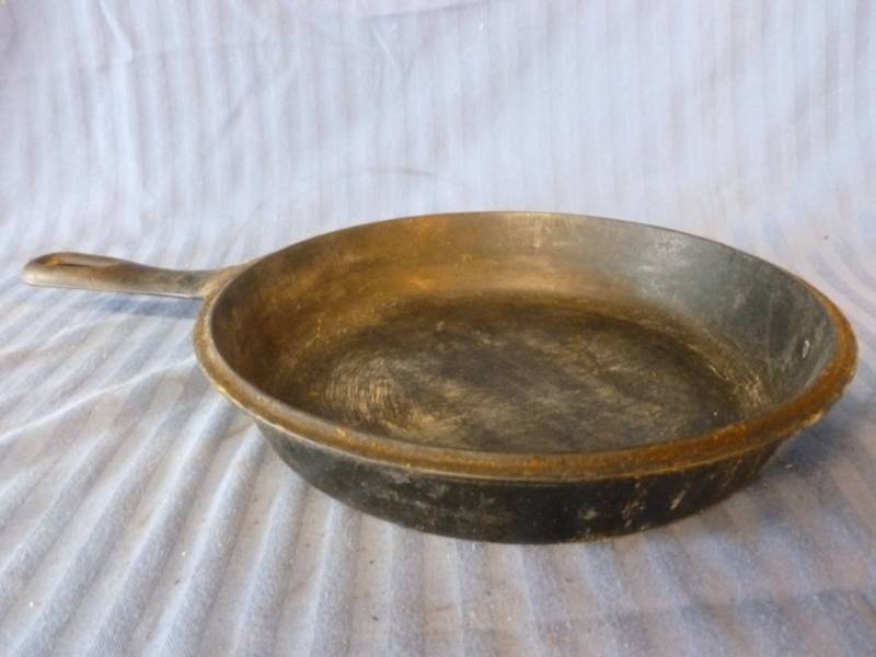 Vintage Cast Iron Pan