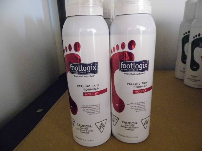 Lot of 4 Foot Logix Products