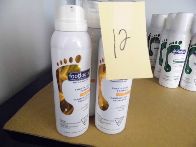 Lot of 4 Foot Logix Products