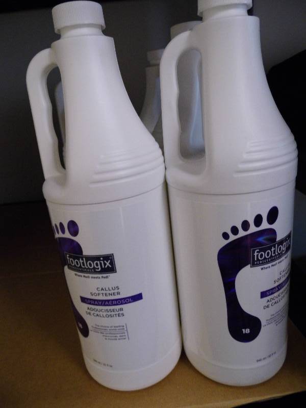 Lot of 4 Foot Logix Products