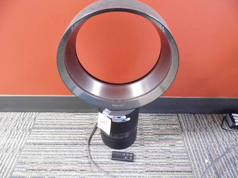 Dyson Fan w Remote