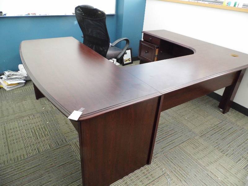 U Shaped Desk