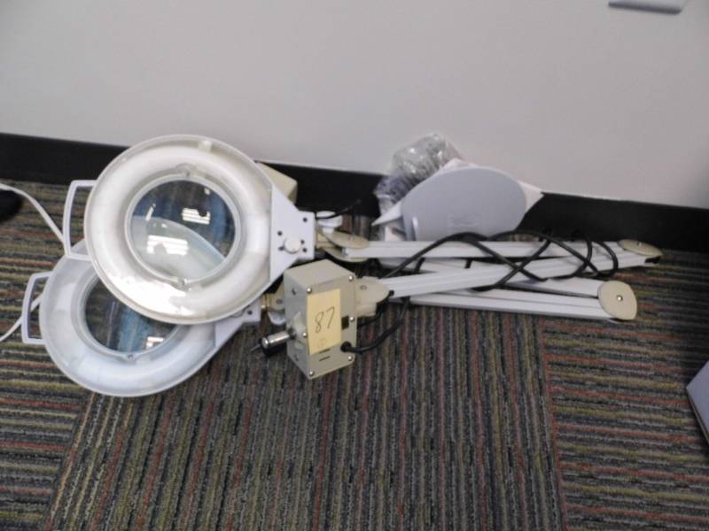 Lot of 2 Magnifying Lamps