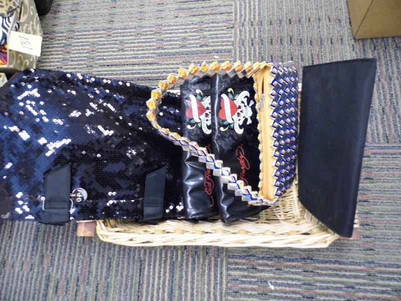 Clutch Purses w Basket