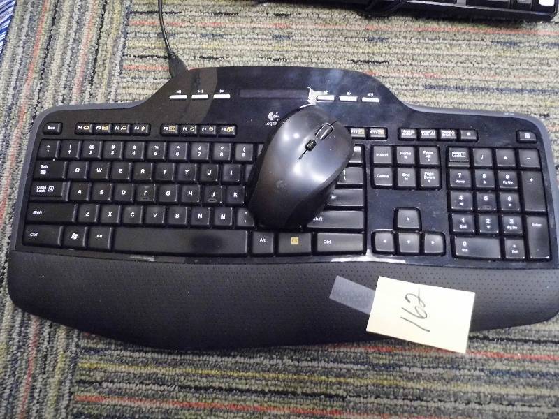 Logitech Keyboard - Mouse