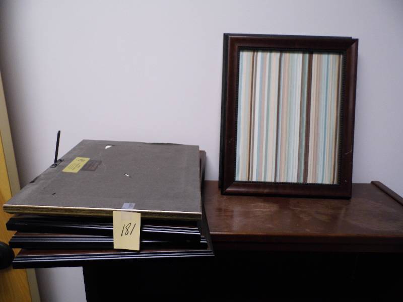 Lot of 6 Frames