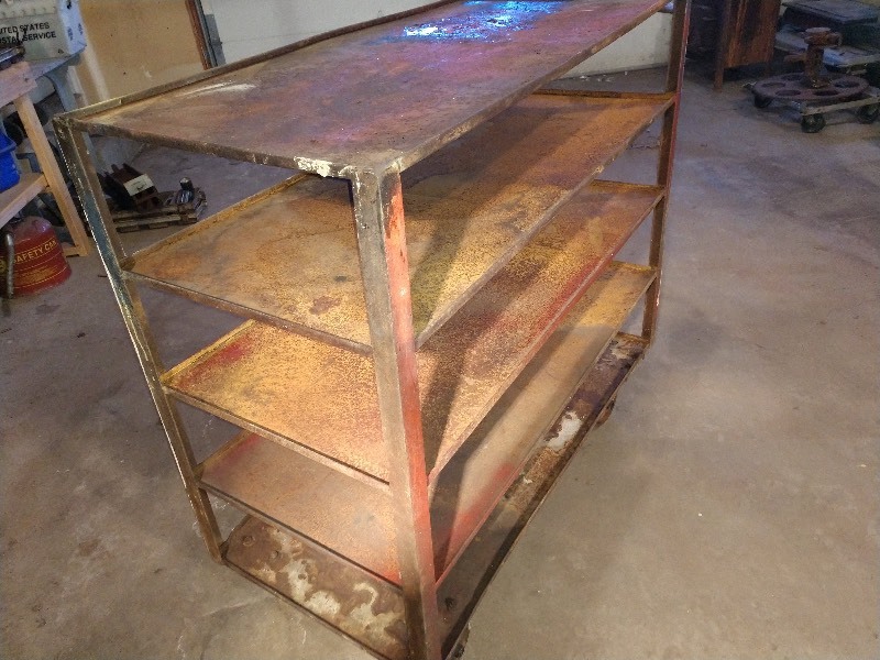 lot 39 image: Antique Bakers Rack