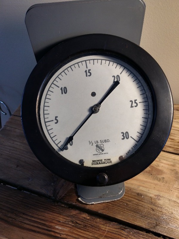 lot 49 image: Cast Iron Pressure Gauge w Glass Face Plate