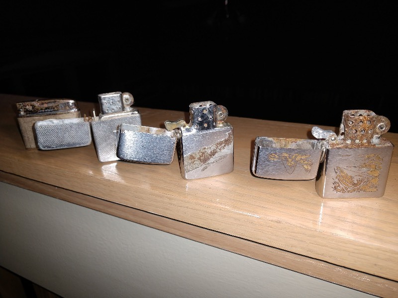 lot 75 image: Vintage Zippo Lighters