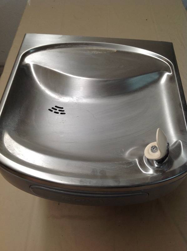 Water Fountain Elkay brand