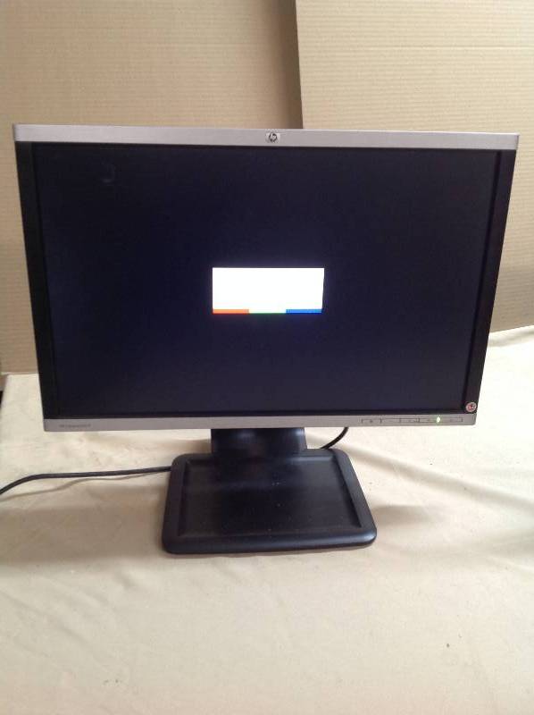 Monitor - HP LA22F - 22 Inch