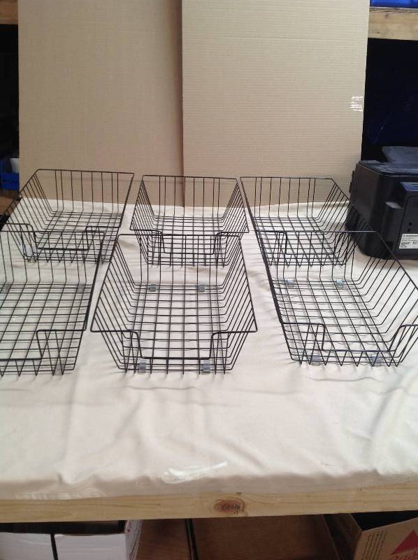 Six - InOut - Black Metal Baskets