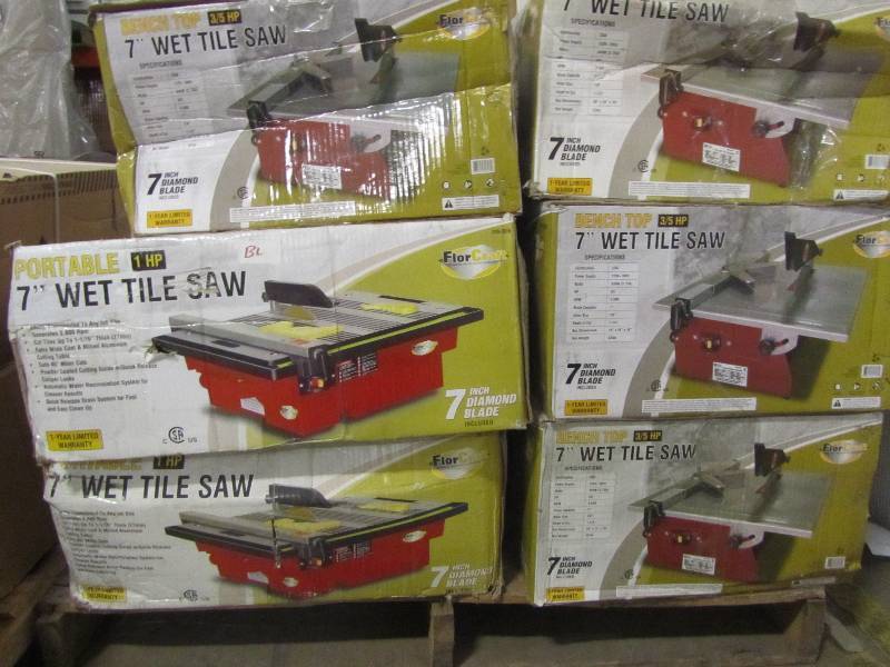 lot 39 image: pallet of 7in tile saws