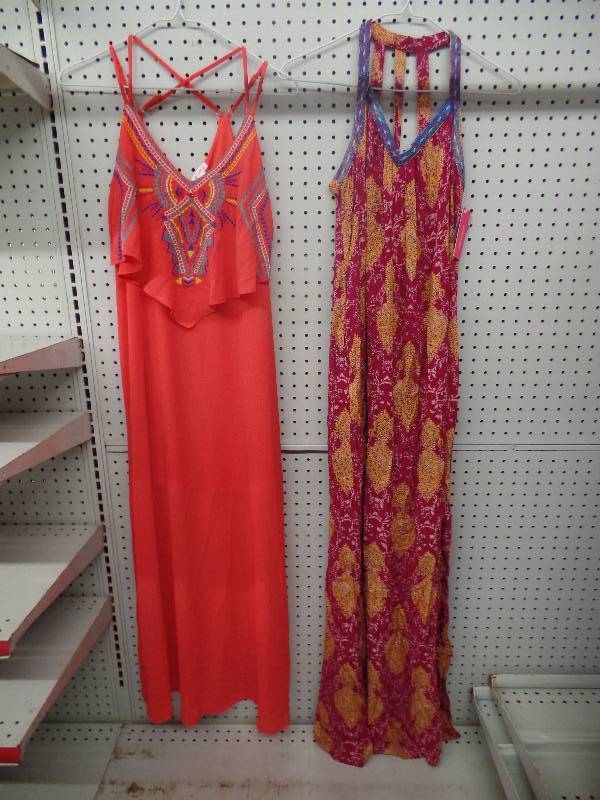 lot 2 image: Dresses