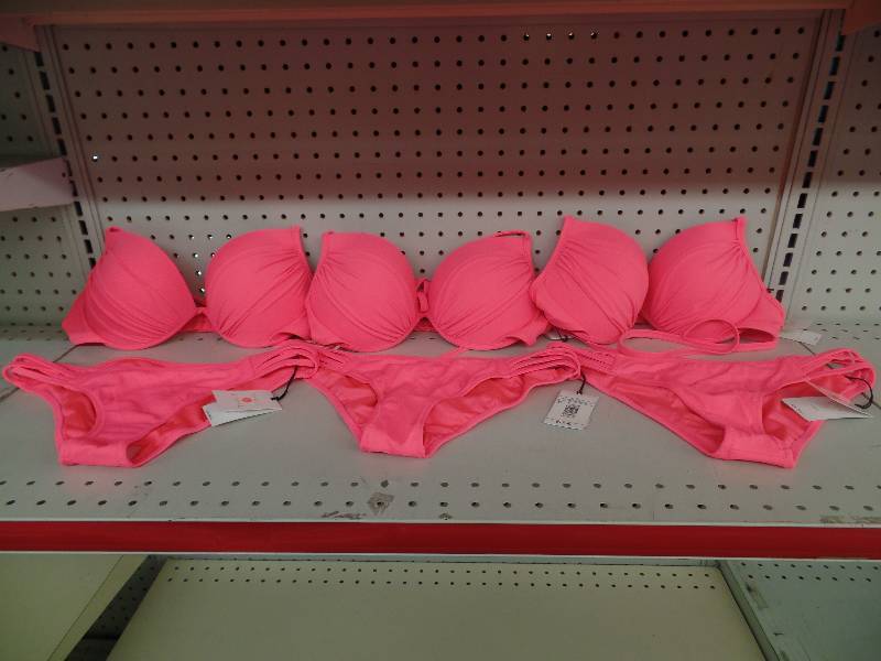 lot 13 image: Swimsuits