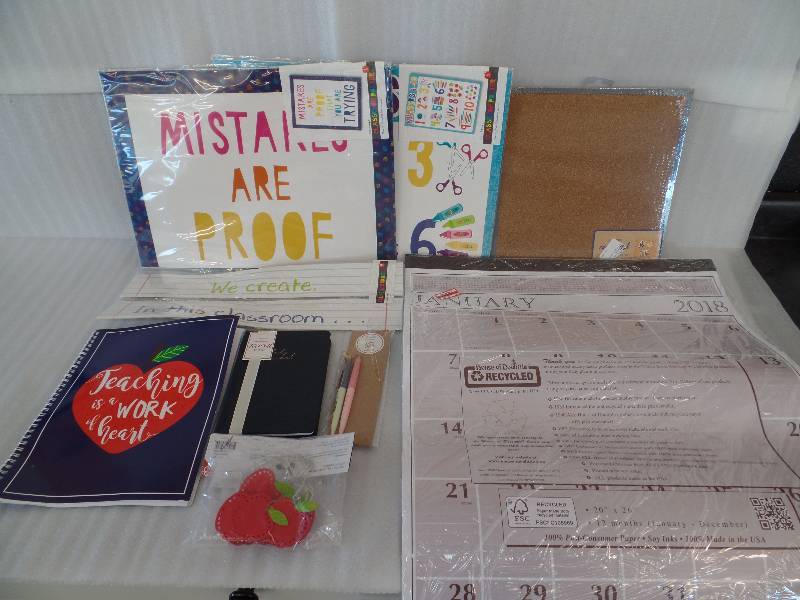 lot 36 image: Teachers items