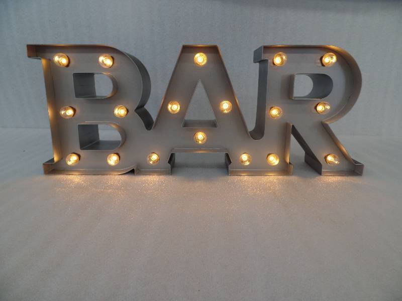 lot 62 image: Lighted Bar Sign