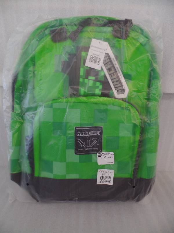 lot 64 image: Minecraft backpack
