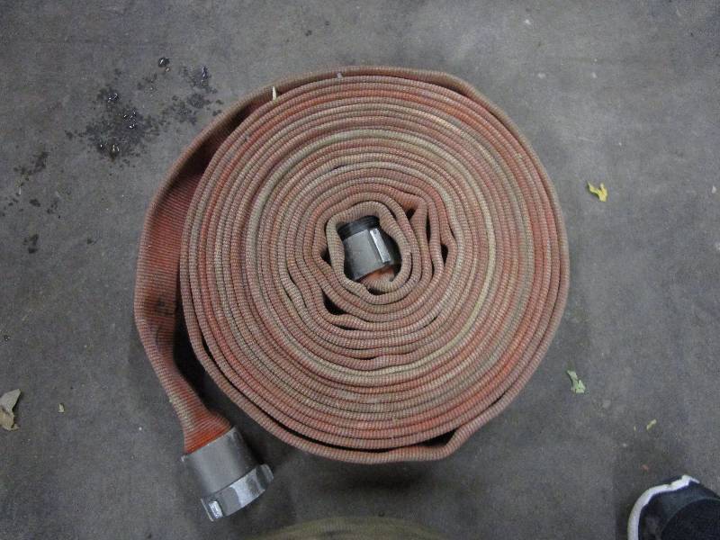 lot 15 image: 50 Ft 1.5 Inch Fire House NH Thread