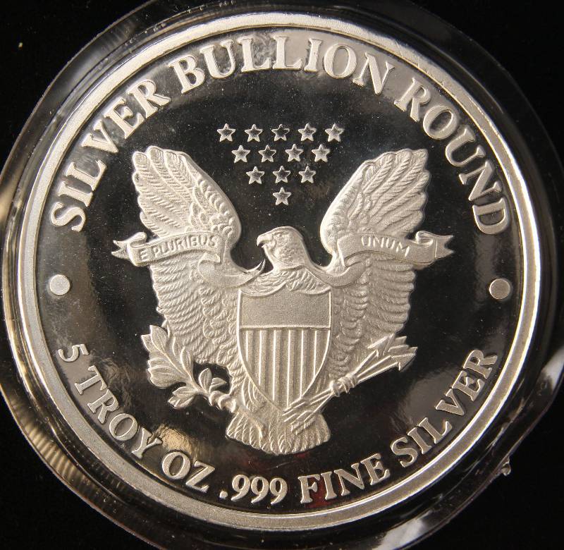 lot 14 image: 5 TROY OZ. .999 FINE SILVER 2016 SILVER EAGLE DESIGN SEALED