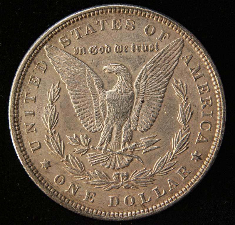 lot 24 image: 1889 MORGAN SILVER DOLLAR UNC