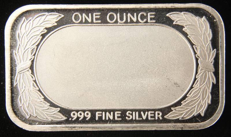 lot 101 image: 1 TROY OZ. .999 FINE SILVER BAR FLAG DESIGN