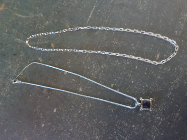 lot 17 image: Necklaces