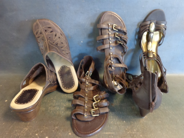 lot 34 image: 3 pairs of Ladies Sandals