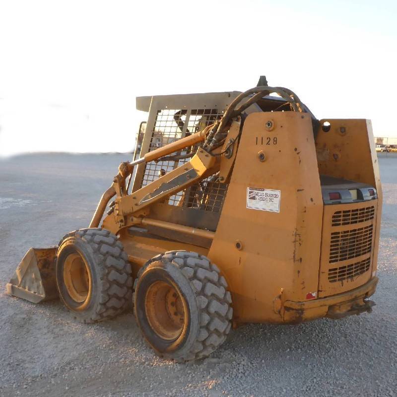 lot 3 image: 2003 Case 90 XT Bobcat Skid Loader Skid Steer