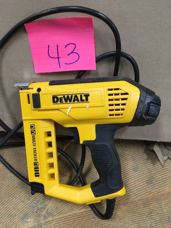lot 43 image: DeWalt Multi-Tacker Corded in working conditions