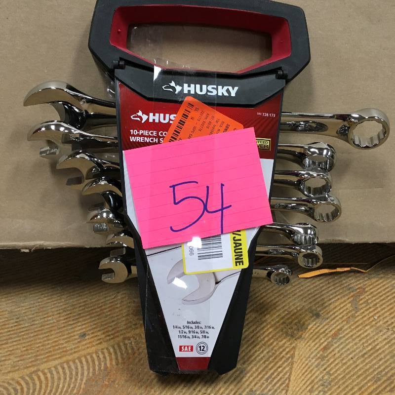 lot 54 image: Husky SAE Combination Wrench Set 10-Piece