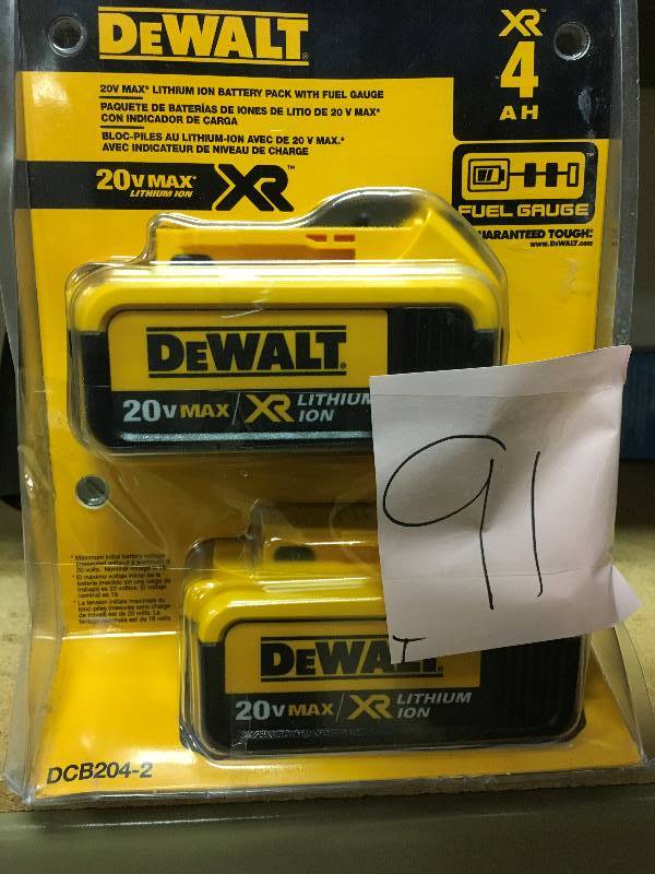 lot 91 image: Dewalt 20-Volt MAX XR Lithium-Ion Premium Battery Pack 4.0Ah (2-Pack) New
