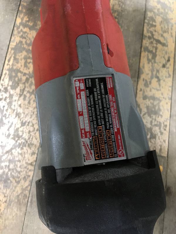 lot 92 image: Milwaukee 6520-21 Orbital Sawzall Reciprocating Saw used in working condition