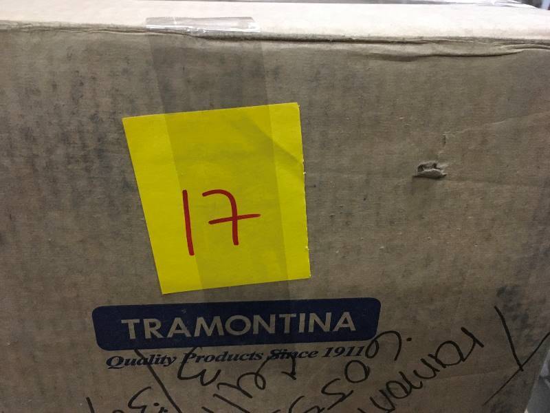 lot 17 image: Tramontina Enameled Cast Iron 6.5 Qt Dutch Oven open box not used