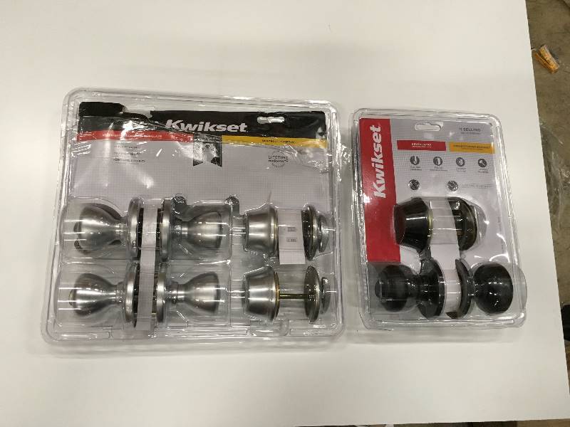 lot 41 image: Kwikset Assorted Door Locks - Lot of 2 Not used
