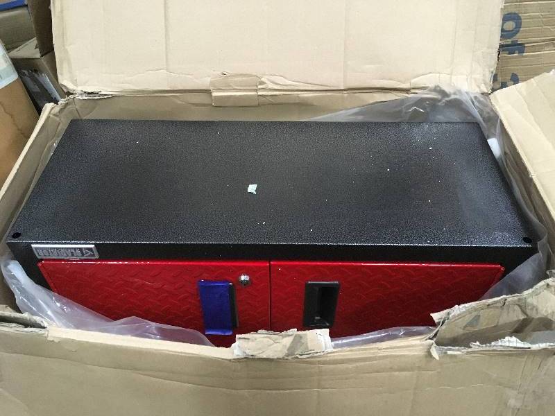 lot 50 image: Gladiator Garageworks 30 Red Tread Wall GearBox Not used