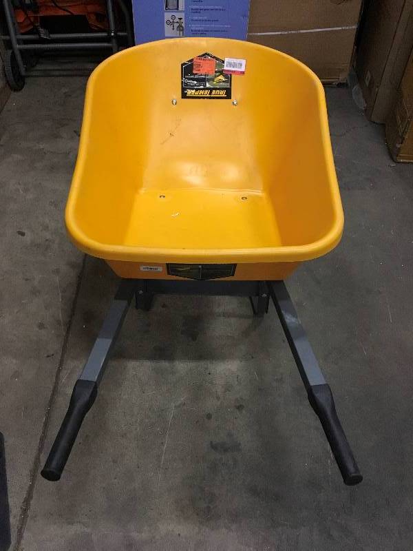 lot 60 image: True Temper Stable Dual Wheels, Lightweight Rustproof Poly Tray in like New working conditions