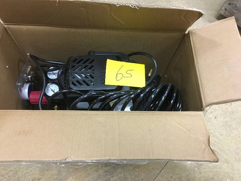 lot 65 image: Husky 2 Gal. Electric Hotdog Air Compressor in working conditions
