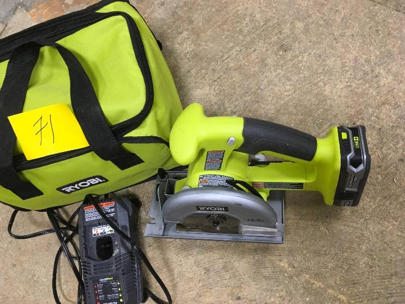 lot 71 image: Ryobi Circular Saw  Kit in working conditions