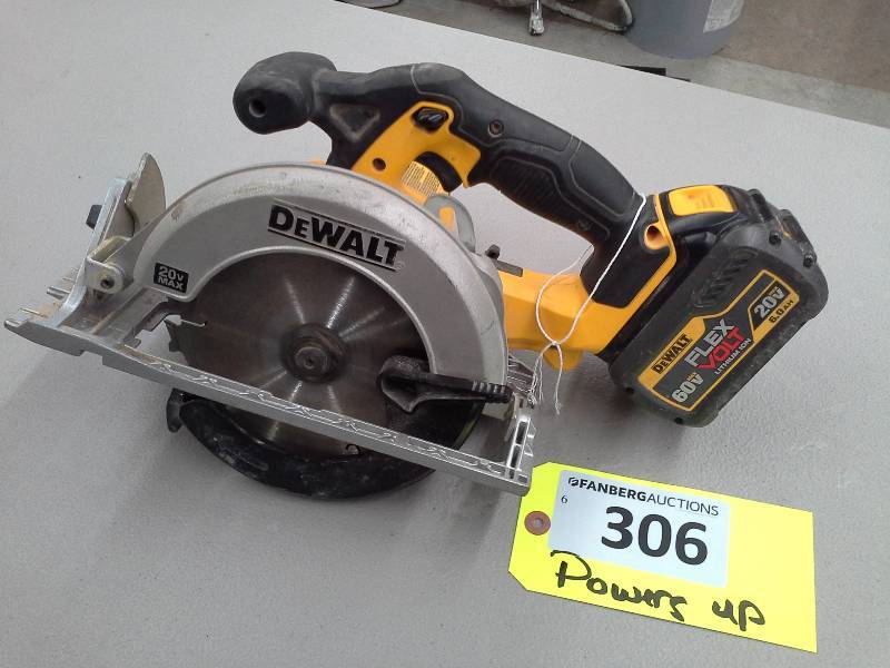lot 306 image: Dewalt Cordless Circular Saw
