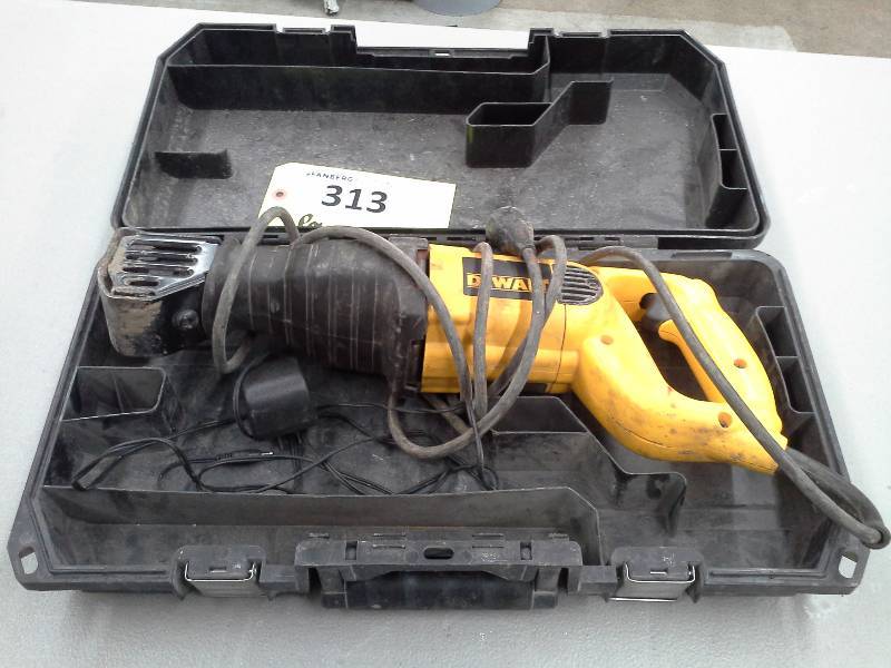 lot 313 image: Dewalt Cordless Sawzall