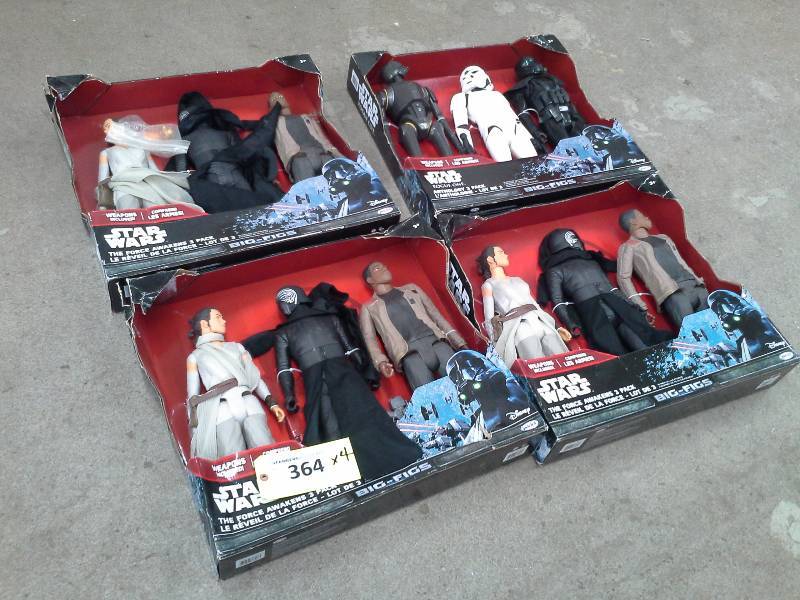 lot 364 image: (4) Star Wars Big Figs