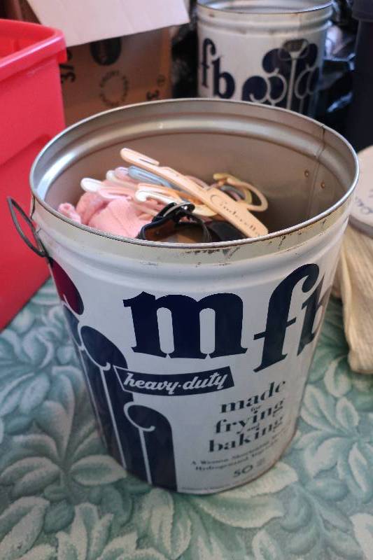lot 128 image: LARD TIN FULL OF VINTAGE BABY AND LITTLE GIRL CLOTHES