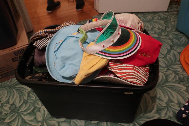 lot 206 image: TOTE OF HATS