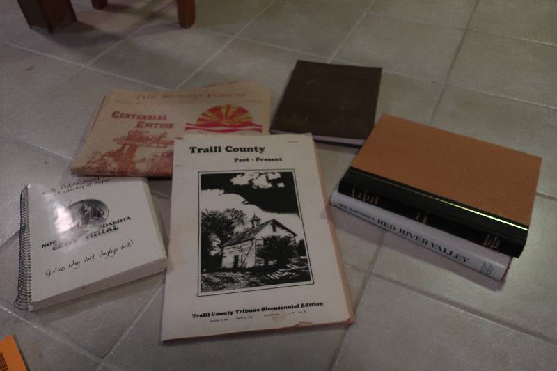 lot 208 image: LOCAL NORTH DAKOTA BOOKS AND MAGAZINES