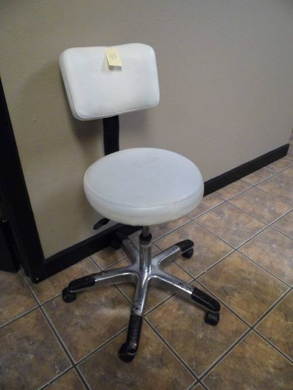 Chair w Extra Backrest